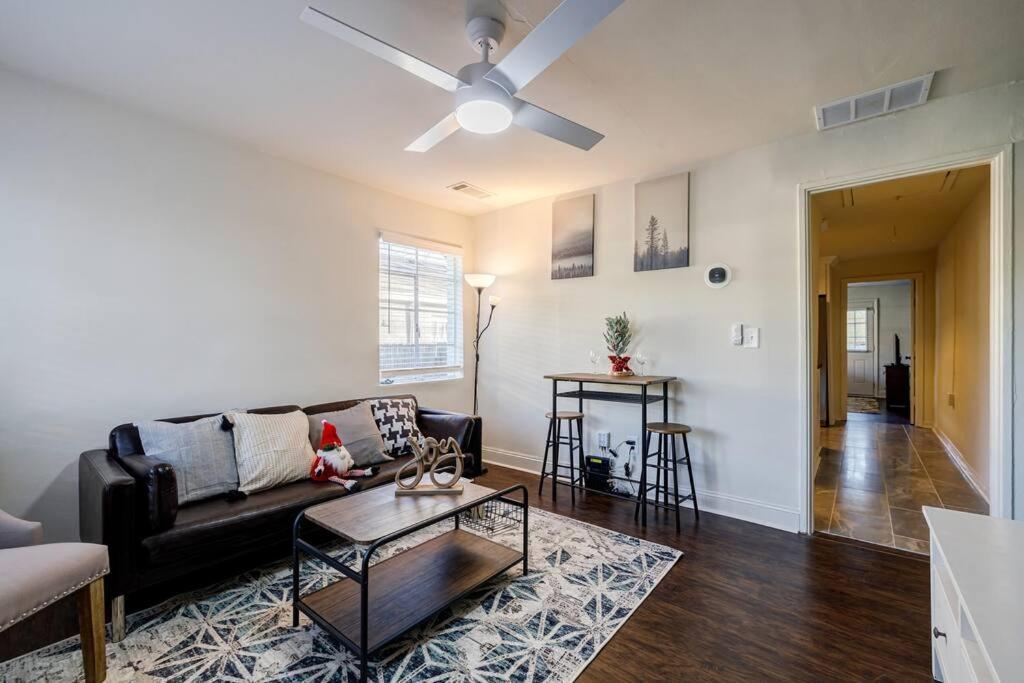 Вилла 5 Min Grant Park With Fenced Yard Parking Pet Friendly Атланта Экстерьер фото